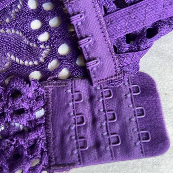 PLUS PURPLE LACE HALTER STRETCH BRALETTE 1X 2X 3X - Picture 5 of 15